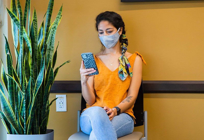 woman waiting patiently for her mammogram appointment